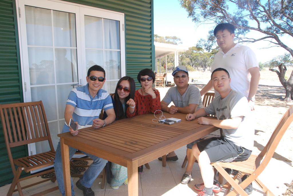 Mary'S Farm Cottages Kukerin Rom bilde